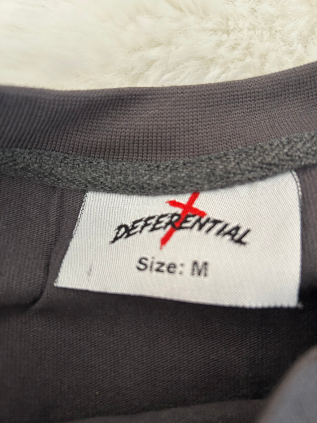 DEFERENTIAL MENS M