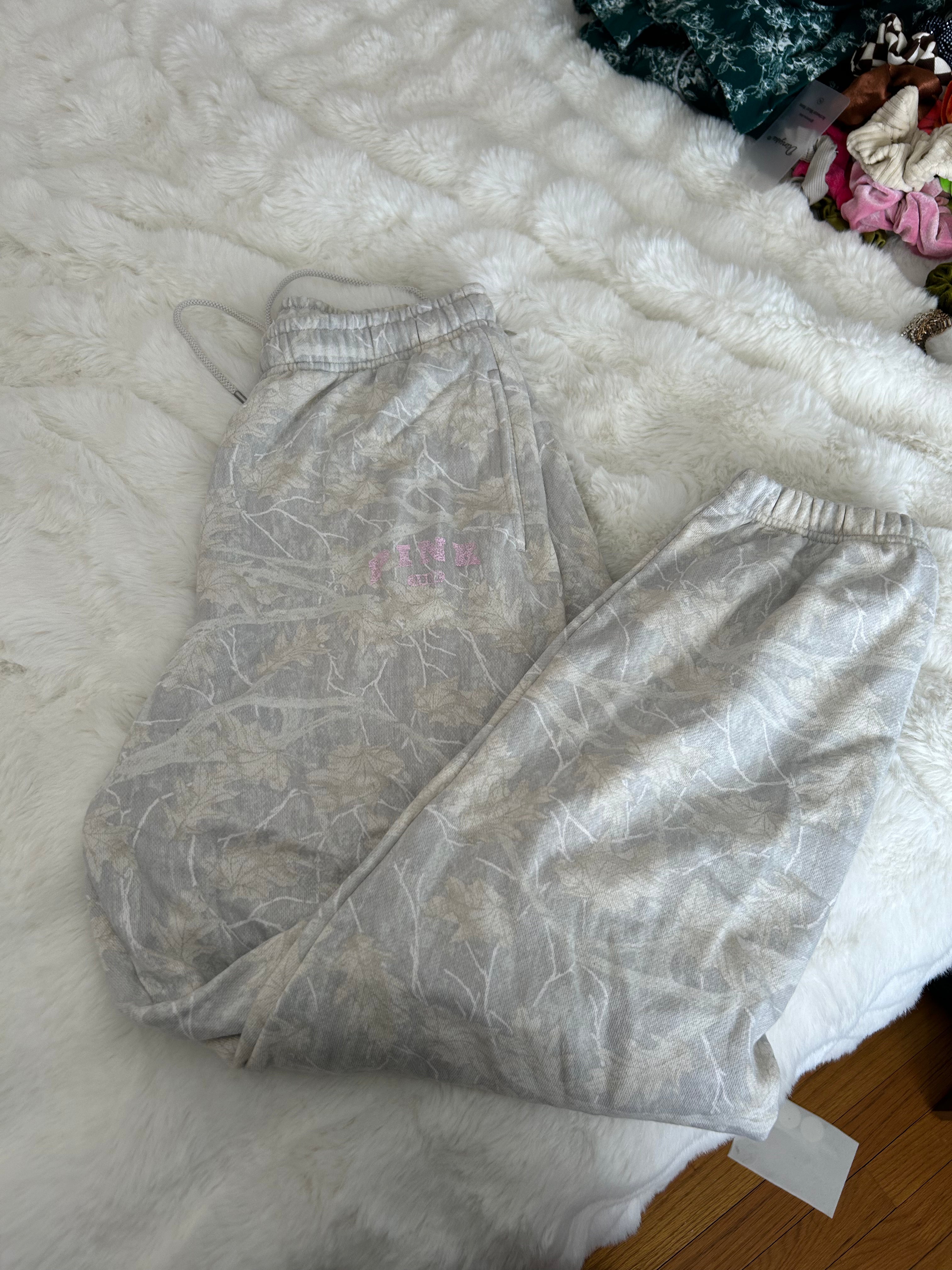 PINK joggers size M CAMO