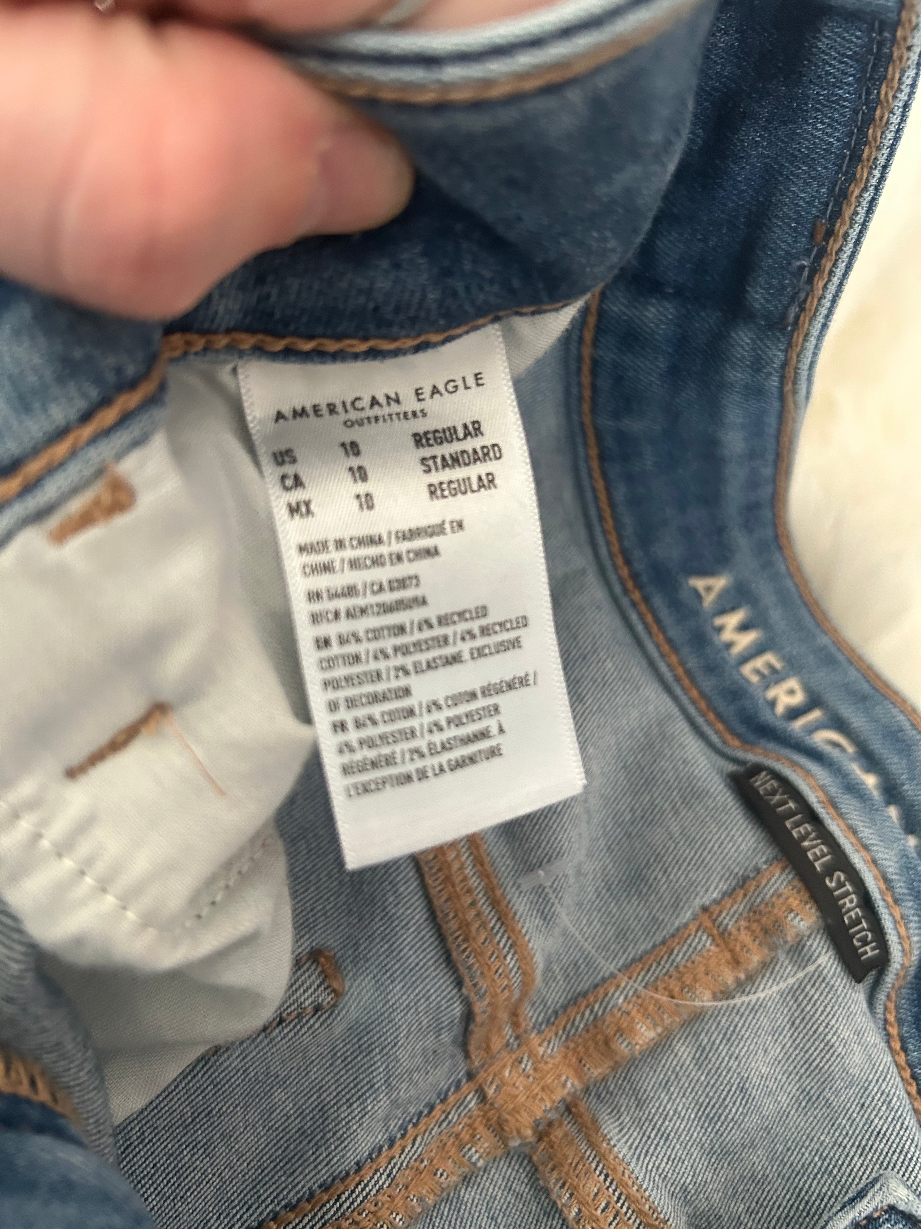 AMERICAN EAGLE JEANS SIZE 10 HIGH RISE