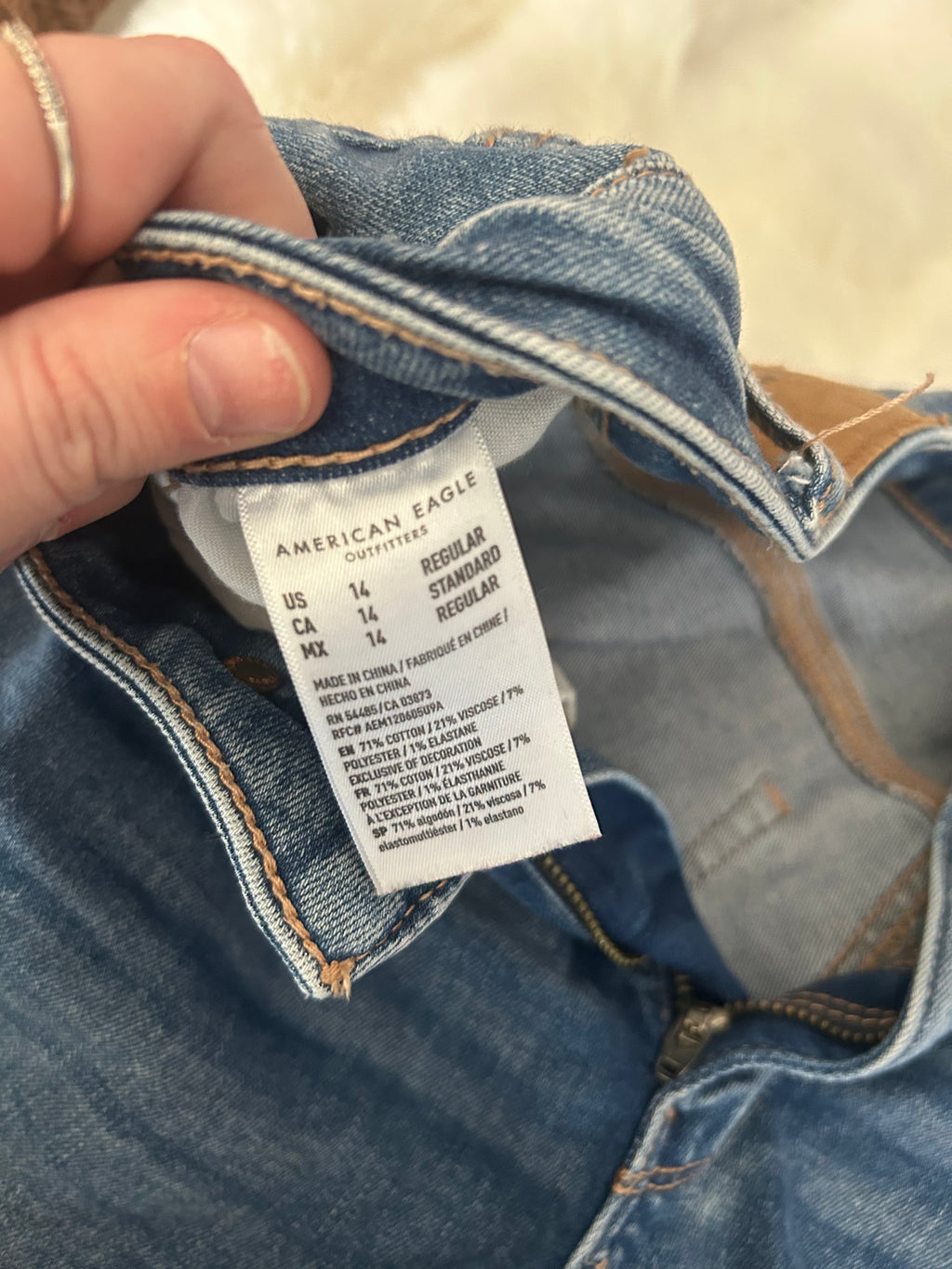 AMERICAN EAGLE JEANS SIZE 14 HIGH RISE