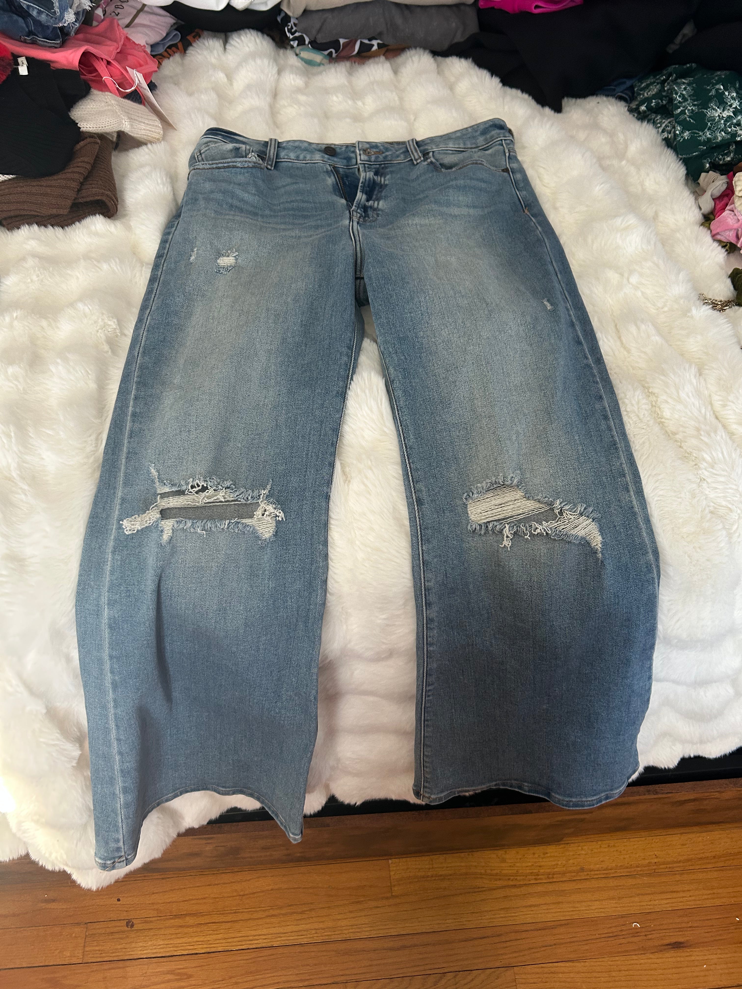 HIDDEN JEANS SIZE 31