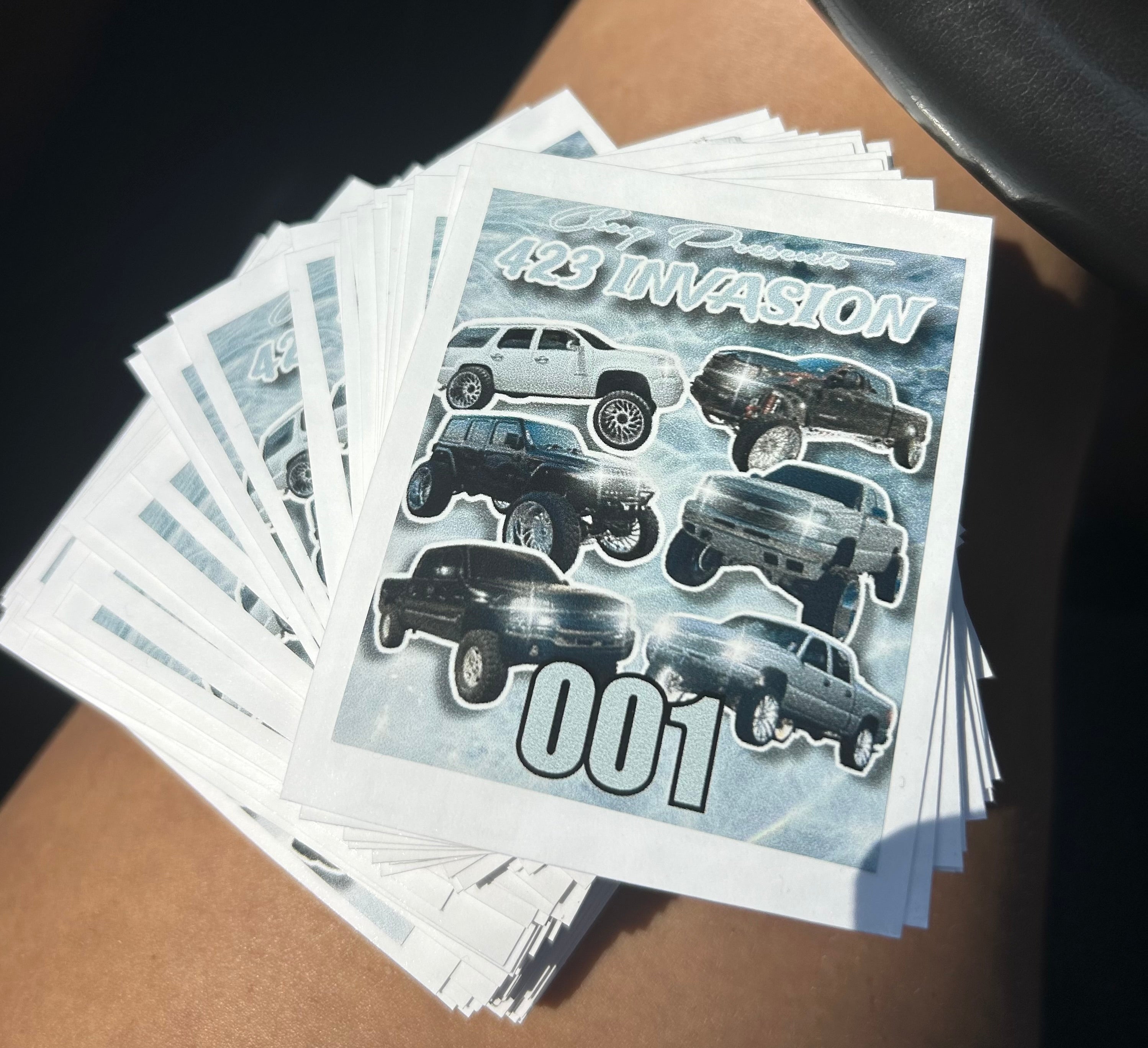 SHOW STICKERS